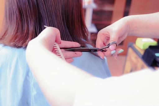 ドラマ「サイレント」川口春奈の髪型をオーダーする方法を紹介